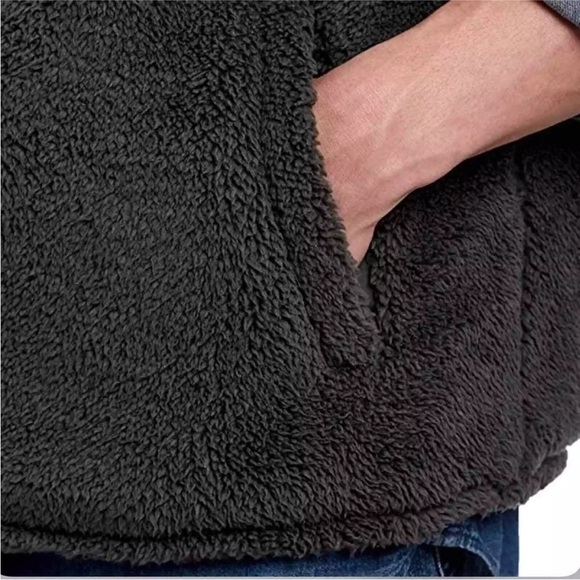 Weatherproof Vintage Men's Reversible Navy Vest size M. - Picture 8 of 11